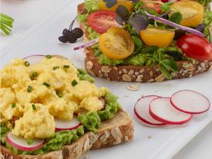 Scrambled Egg and Avocado Toast