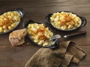 Cauliflower Mac & Cheese in small cast iron serving plates